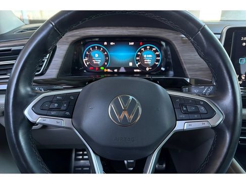 Used 2024 Volkswagen Atlas SEL Premium R-Line AWD/4WD image 27