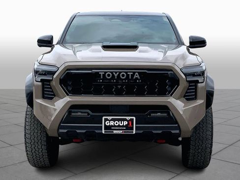 Used 2025 Toyota Tacoma TRD Pro image 3