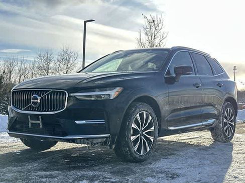 Used 2023 Volvo XC60 B5 Plus w/ Climate Package AWD/4WD image 19
