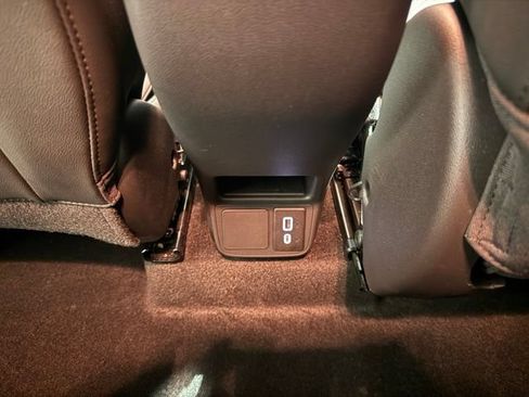 Used 2023 Buick Encore GX Select FWD image 24