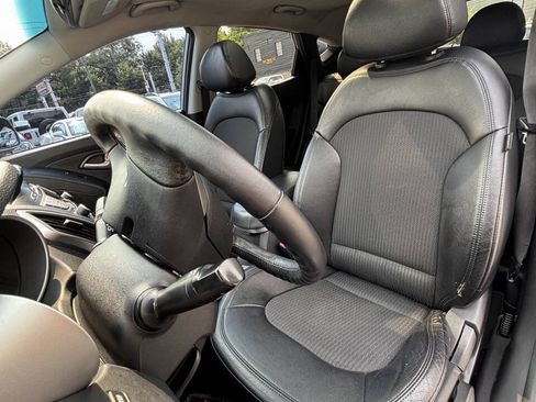 Used 2012 Hyundai Tucson GLS FWD image 13