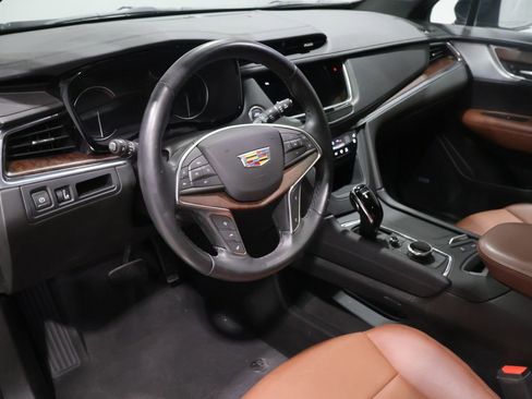 Used 2024 Cadillac XT5 Premium Luxury w/ LPO, Floor Liner Package image 18