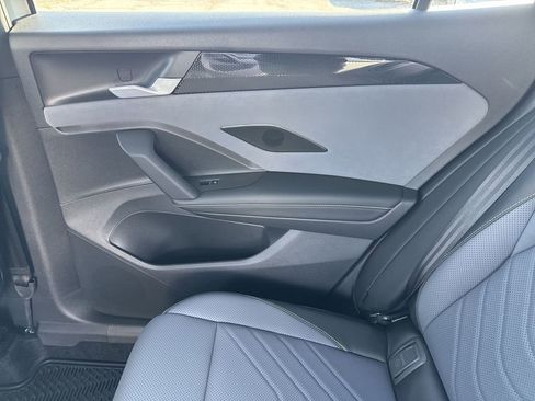 New 2026 Volkswagen Tiguan SE R-Line FWD image 26