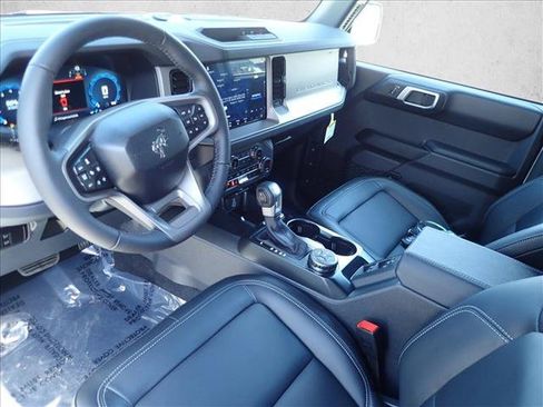 New 2026 Ford Bronco Outer Banks AWD/4WD image 10
