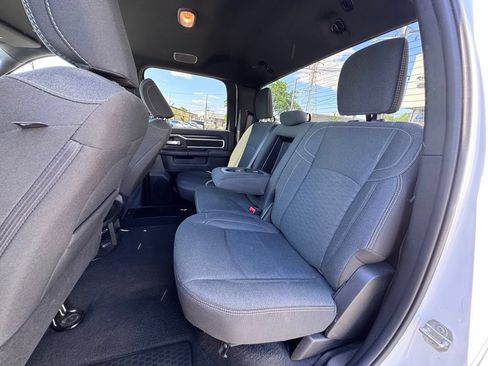 Used 2025 RAM 2500 Big Horn AWD/4WD image 17