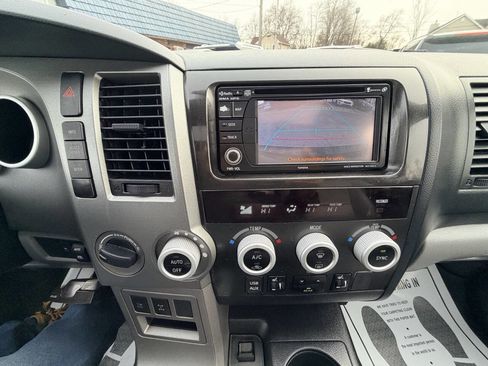 Used 2013 Toyota Sequoia SR5 w/ Premium Pkg image 60