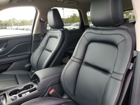 New 2026 Lincoln Corsair Premiere image 22