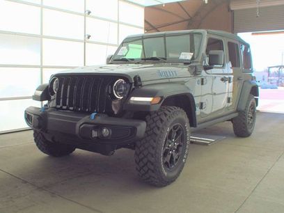Used 2023 Jeep Wrangler Unlimited w/ Cold Weather Group