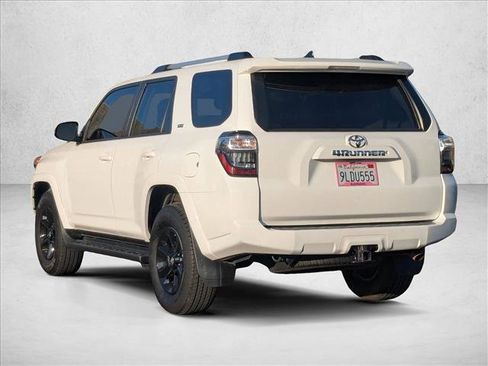 Used 2021 Toyota 4Runner SR5 image 8