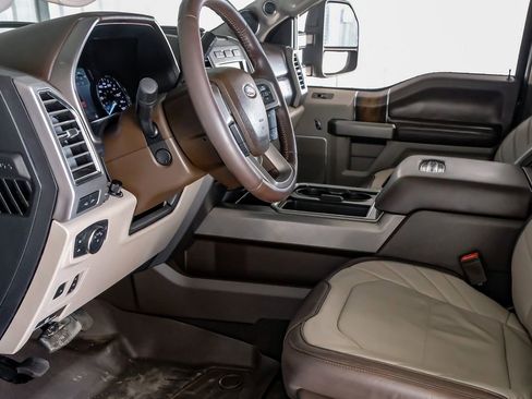 Used 2019 Ford F250 Limited w/ FX4 Off-Road Package image 14