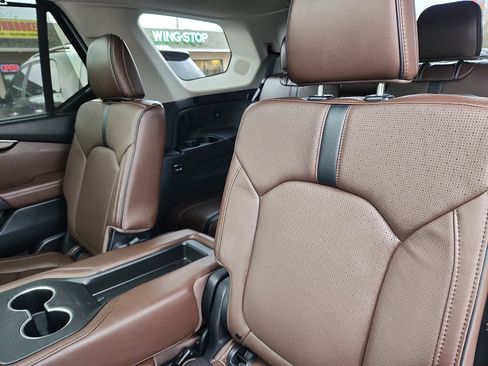 Used 2023 Honda Pilot Elite image 26