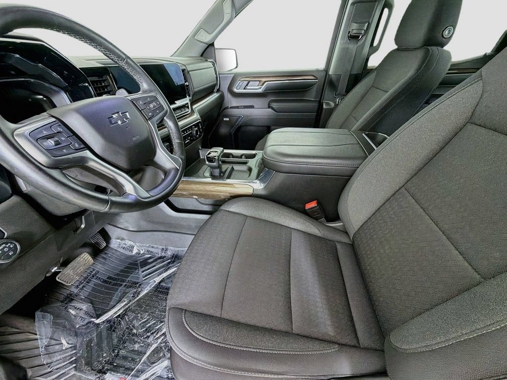 Used 2024 Chevrolet Silverado 1500 RST w/ Convenience Package II AWD/4WD image 22