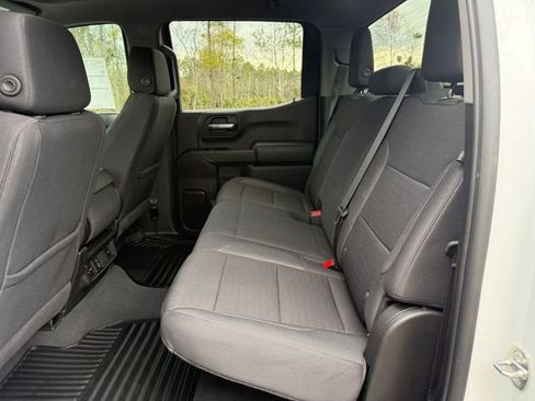 Used 2024 Chevrolet Silverado 1500 Custom image 7