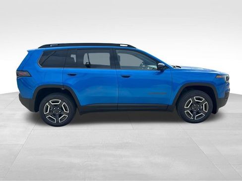 New 2026 Jeep Cherokee Laredo AWD/4WD image 9