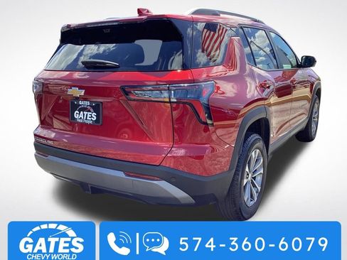 Used 2025 Chevrolet Equinox LT w/ Convenience Package II AWD/4WD image 9