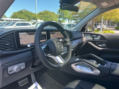 New 2026 Mercedes-Benz GLS 450 4MATIC image 19