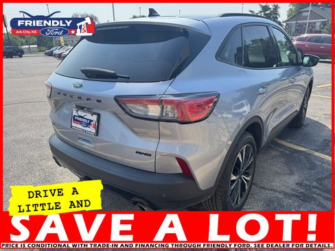 Used 2022 Ford Escape SEL w/ SEL Stealth AWD Package image 5