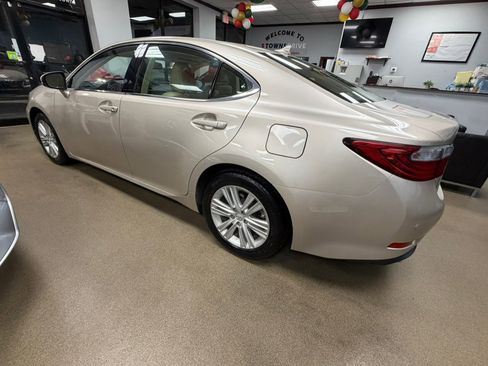 Used 2014 Lexus ES 350 image 6