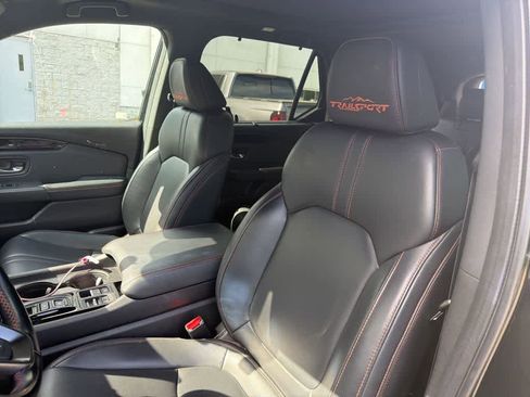 Used 2023 Honda Pilot TrailSport image 19