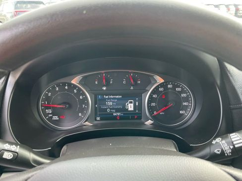 Used 2024 GMC Terrain SLE image 11