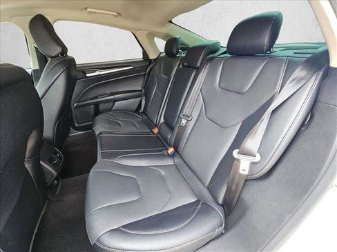 Used 2020 Ford Fusion Titanium AWD/4WD image 18
