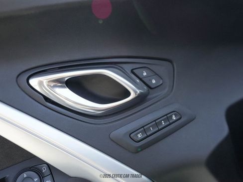 Used 2017 Chevrolet Camaro ZL1 image 33