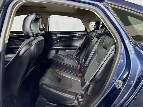 Used 2019 Ford Fusion Titanium FWD image 21