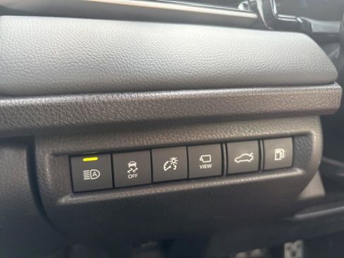 Used 2025 Toyota Camry XSE w/ Premium Plus Package image 28