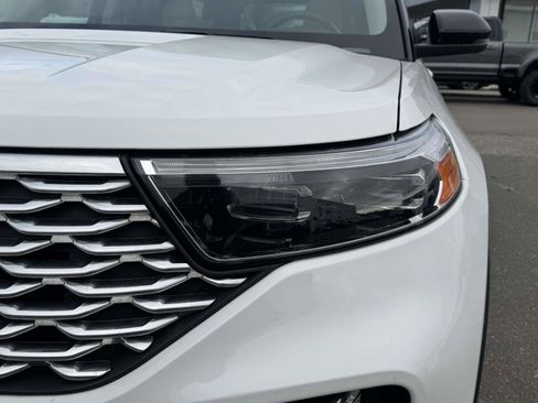 Used 2023 Ford Explorer Platinum w/ Technology Package image 7