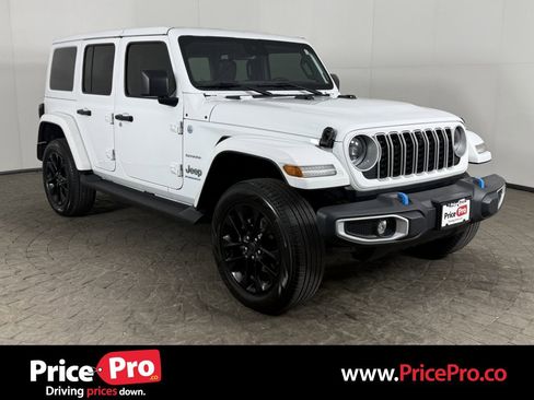 Used 2024 Jeep Wrangler Unlimited Sahara w/ Technology Group AWD/4WD image 1