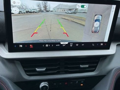 Used 2025 Ford Explorer ST-Line w/ Premium Package image 29