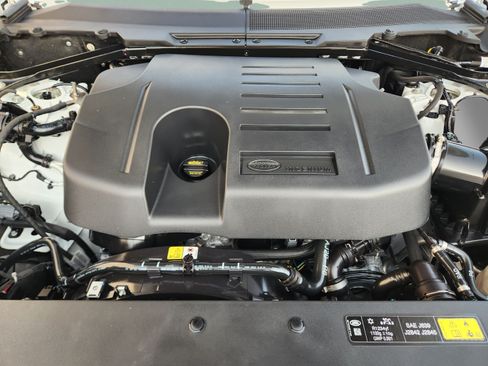 Certified 2026 Land Rover Defender 130 S AWD/4WD image 27