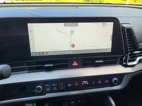 Certified 2023 Kia Sportage EX FWD image 15