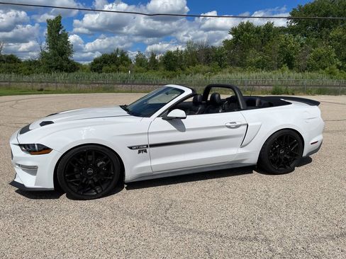 Used 2021 Ford Mustang GT Premium w/ Equipment Group 401A RWD image 15