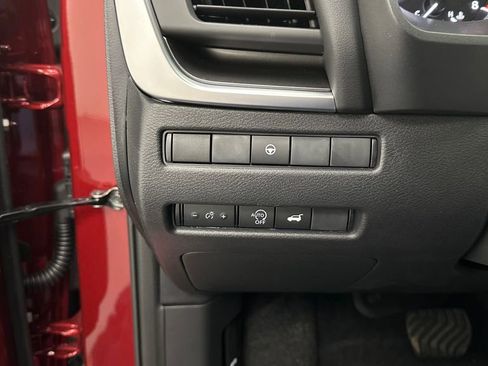 New 2026 Nissan Rogue SV w/ Cold Weather Package AWD/4WD image 18
