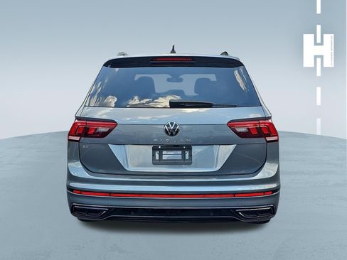 Used 2023 Volkswagen Tiguan SE R-Line FWD image 4