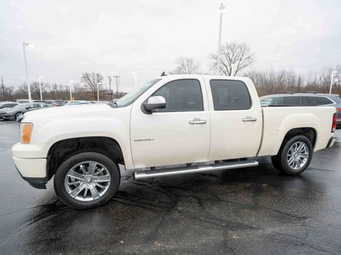 Used 2013 GMC Sierra 1500 Denali image 3