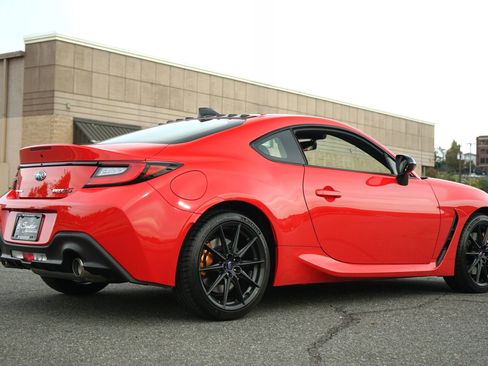 Used 2025 Subaru BRZ tS image 4