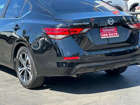 Used 2022 Nissan Sentra SV FWD image 5