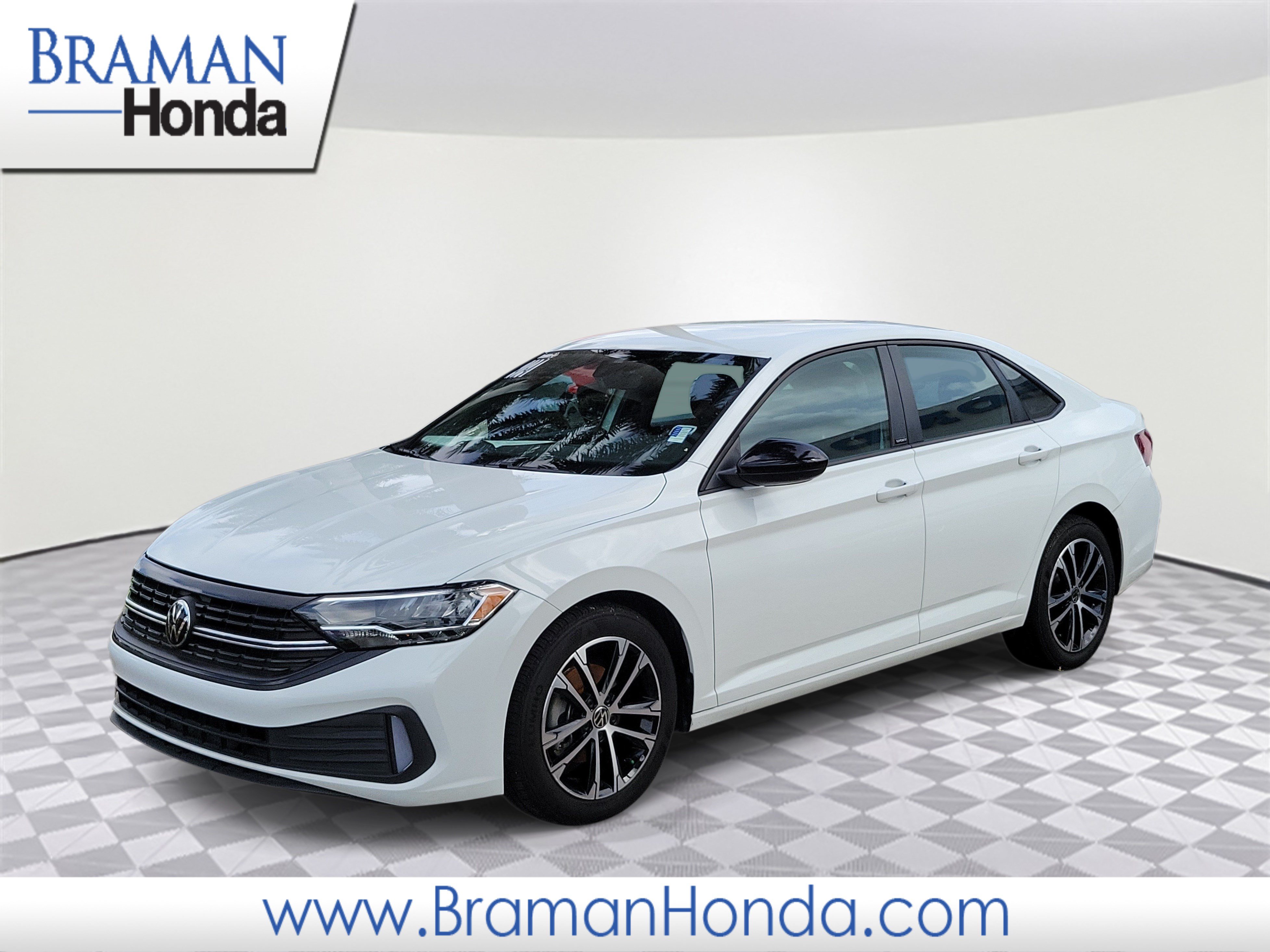 Used 2024 Volkswagen Jetta Sport FWD image 1