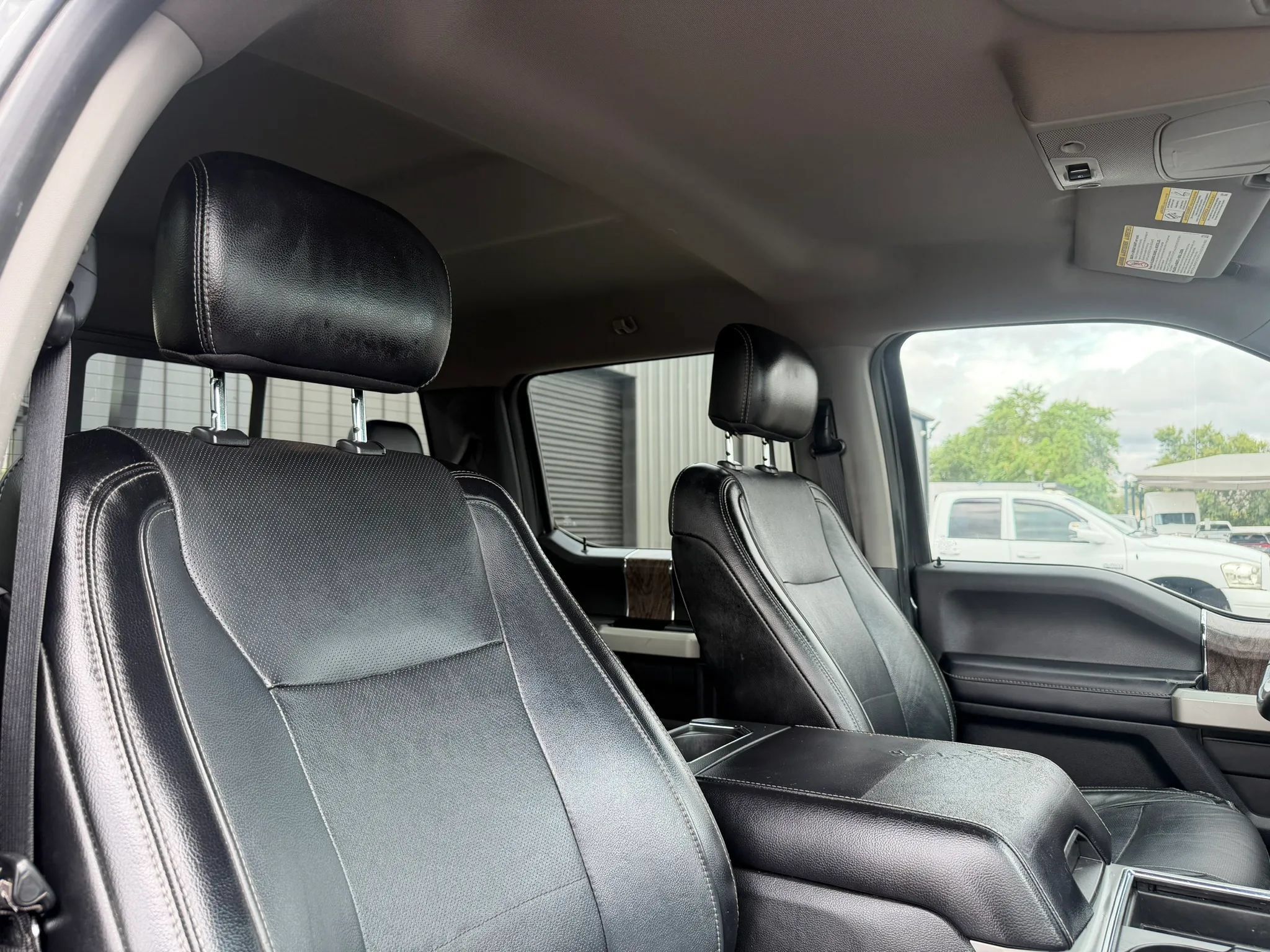 Used 2018 Ford F350 Lariat AWD/4WD image 33