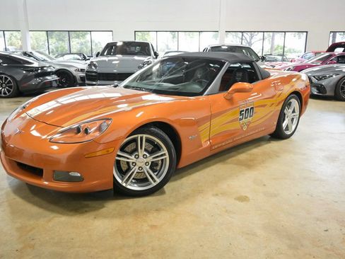 Used 2007 Chevrolet Corvette Convertible w/ Preferred Equipment Group RWD image 2