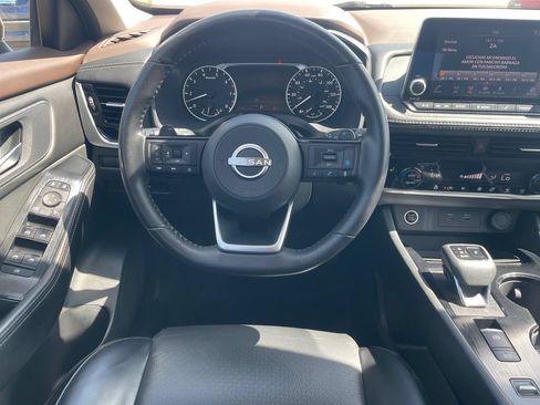 Certified 2023 Nissan Rogue SV w/ SV Premium Package FWD image 10