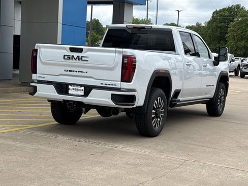 New 2026 GMC Sierra 2500 Denali Ultimate w/ LPO, Black Badging Package image 3