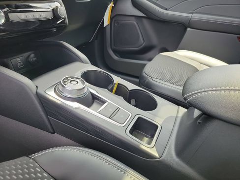 New 2026 Ford Escape SE FWD image 29