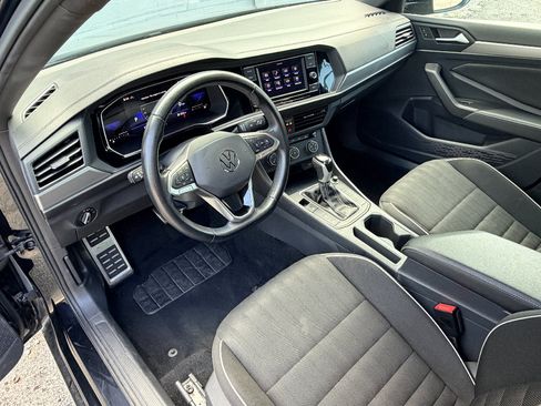 Used 2024 Volkswagen Jetta Sport FWD image 10