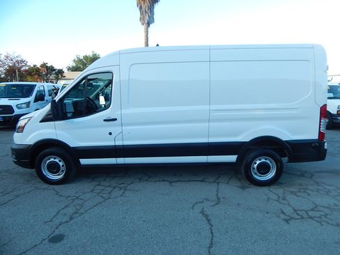Used 2024 Ford Transit 250 148 Medium Roof w/ Load Area Protection Package image 5