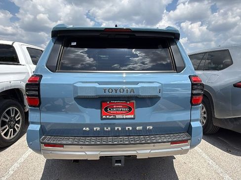 Used 2025 Toyota 4Runner Limited AWD/4WD image 6