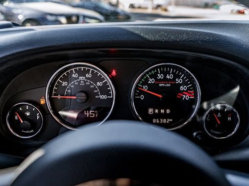 Used 2017 Jeep Wrangler Unlimited Rubicon image 24