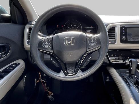 Used 2020 Honda HR-V EX image 6